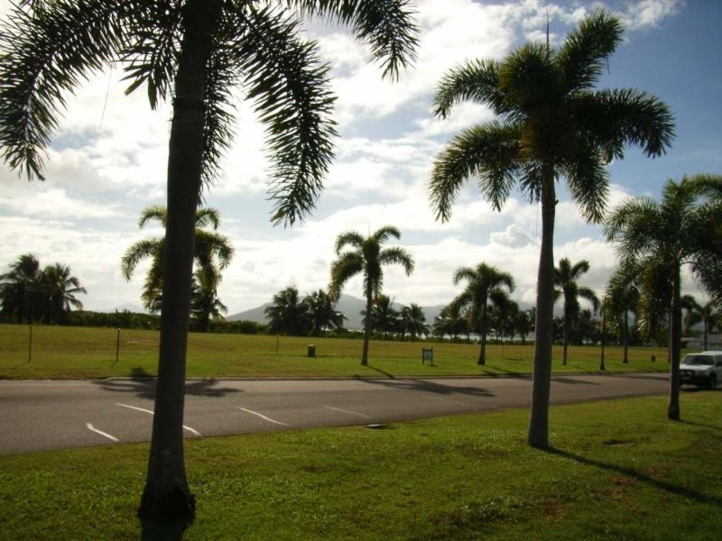 30 Keith Williams Drive, Cardwell QLD 4849