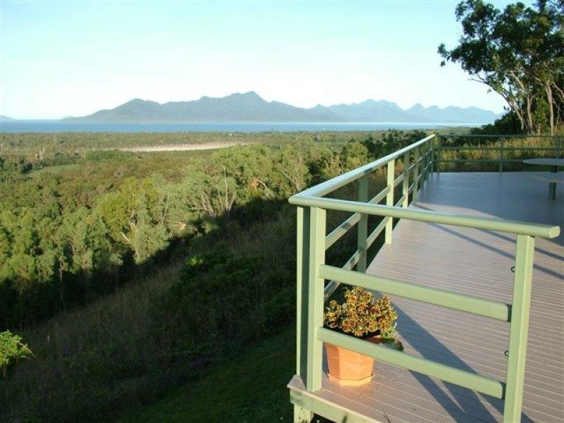119 Ellerbeck Road, Cardwell QLD 4849