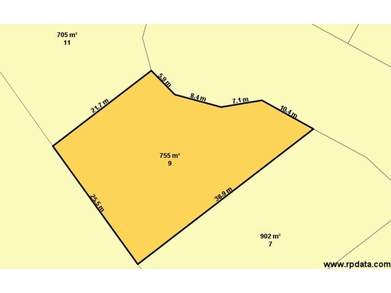 9 Golden Crane Crescent, Cardwell QLD 4849