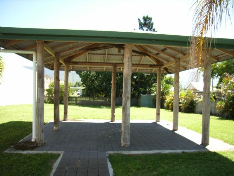 75 Victoria Street, Cardwell QLD 4849