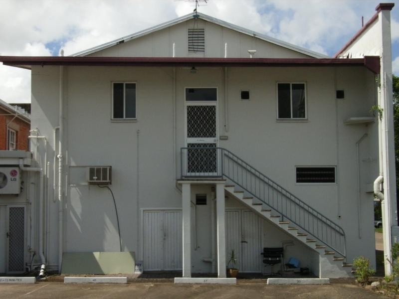 35 Herbert St, Ingham QLD 4850