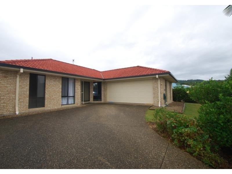 13 Robertson Drive, Nambour QLD 4560