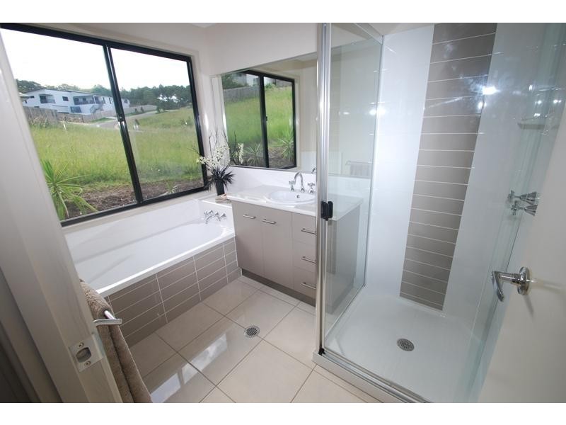 59 Robertson Drive, Burnside QLD 4560