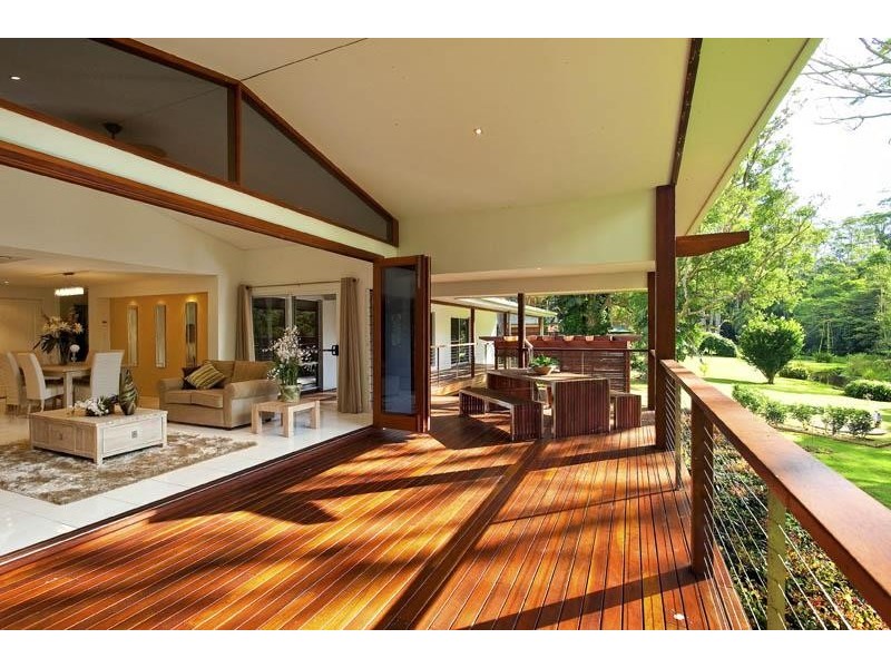 53 Mary Cairncross Avenue, Maleny QLD 4552