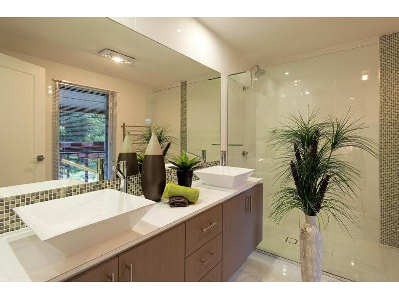 53 Mary Cairncross Avenue, Maleny QLD 4552