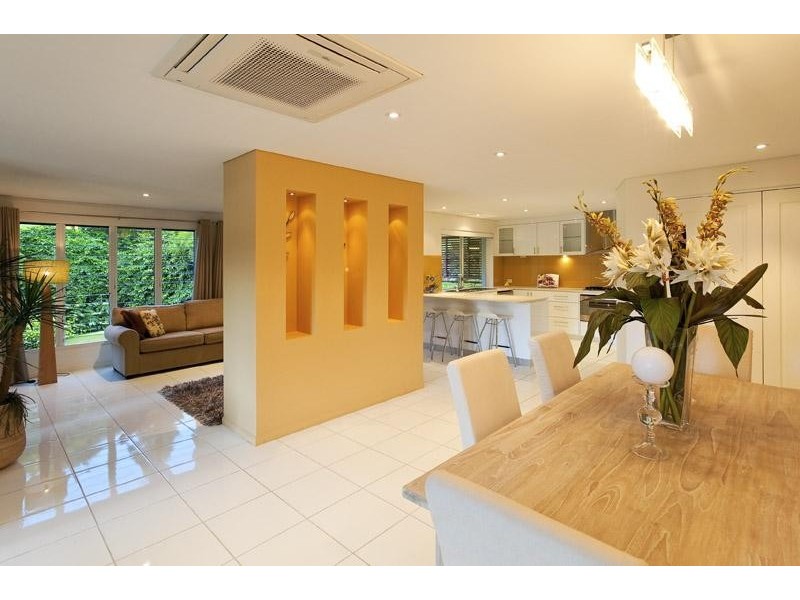 53 Mary Cairncross Avenue, Maleny QLD 4552