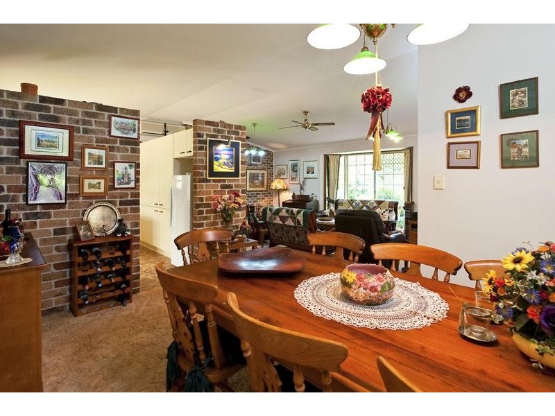8 Ensbey Road, Flaxton QLD 4560