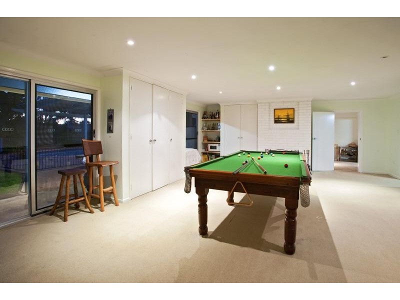 98 Dixon Avenue, Maleny QLD 4552