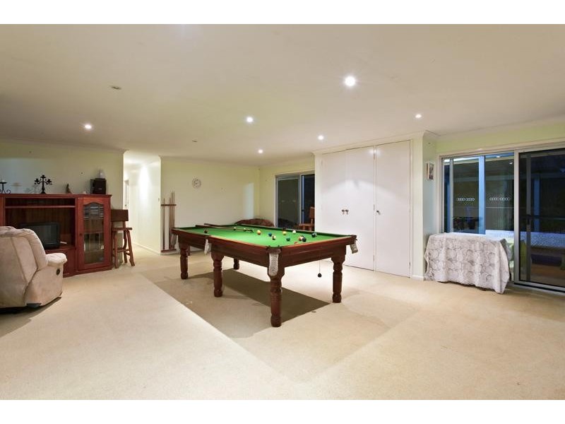 98 Dixon Avenue, Maleny QLD 4552