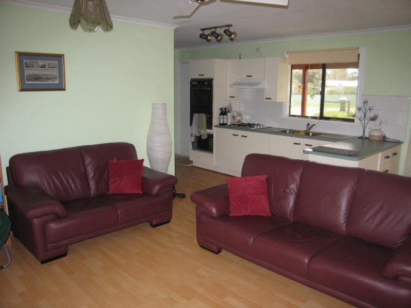 15 STAVELEY STREET, Farrell Flat SA 5416