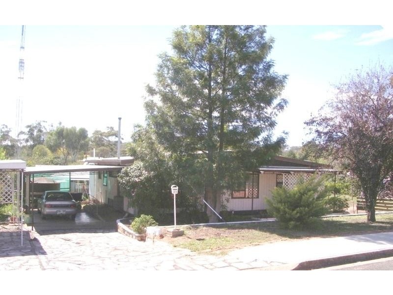 25 ALBERT STREET, Clare SA 5453