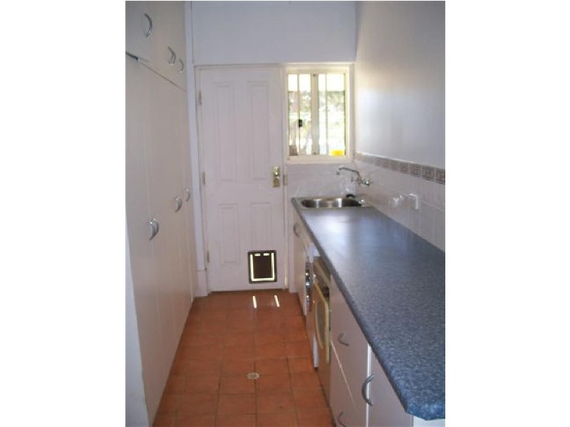 11 JARMAN CRESCENT, Clare SA 5453