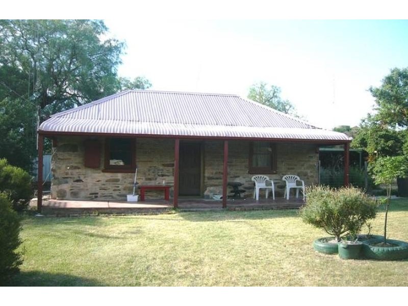 15 QUARRY STREET, Burra SA 5417