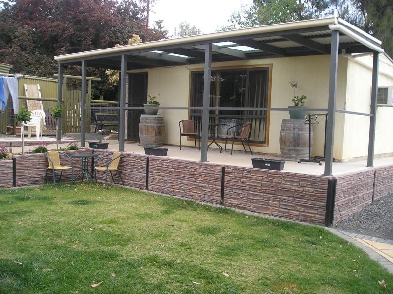 26 BEARE STREET, Clare SA 5453