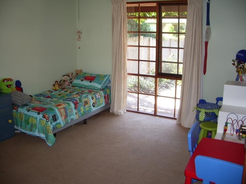 3 SUNNYSIDE ROAD, Clare SA 5453