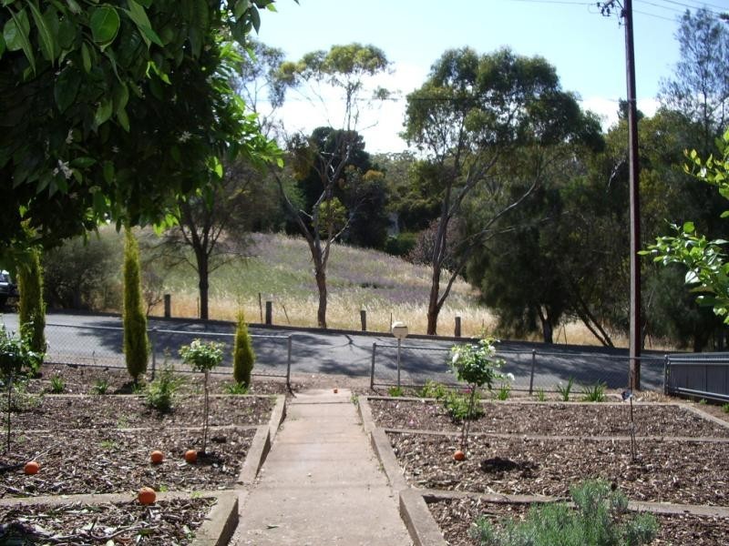 18 UNION STREET, Clare SA 5453