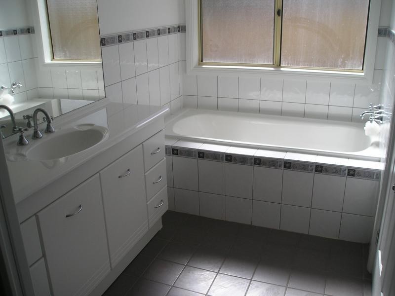 5 BRIGHT STREET, Clare SA 5453