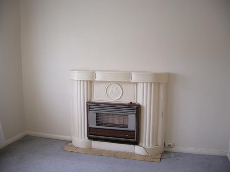 13 CHARLES STREET, Clare SA 5453