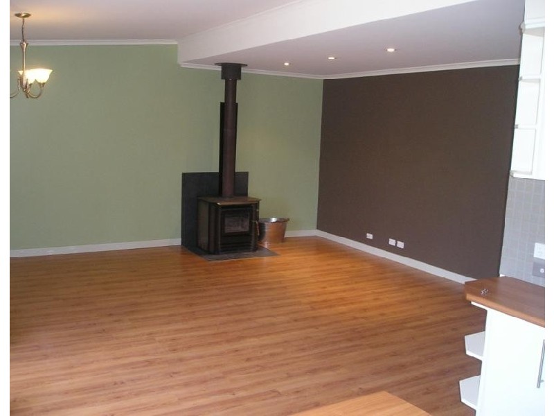 5 BRIGHT STREET, Clare SA 5453