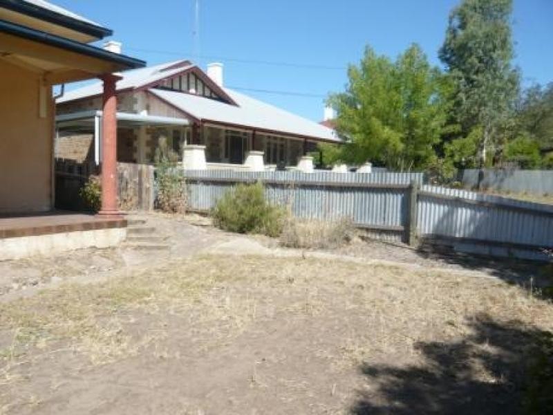 165 Main North Road, Clare SA 5453