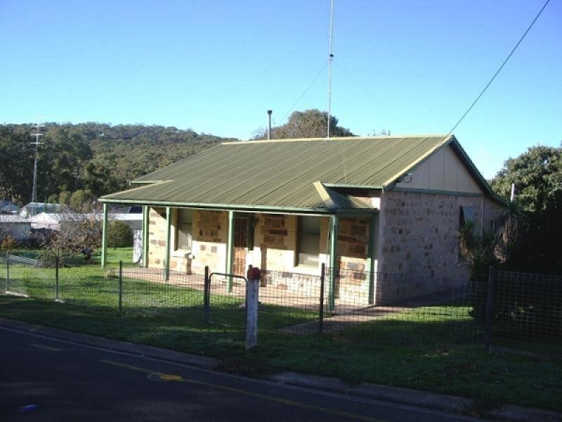 3 Arthur Street, Clare SA 5453