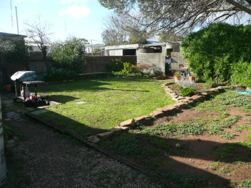 8 Paxton Terrace, Burra SA 5417