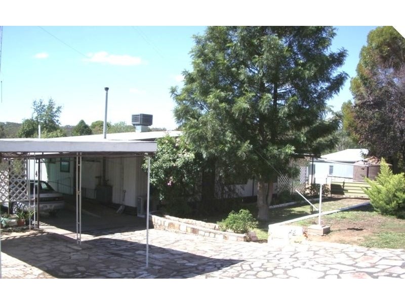 25 ALBERT STREET, Clare SA 5453