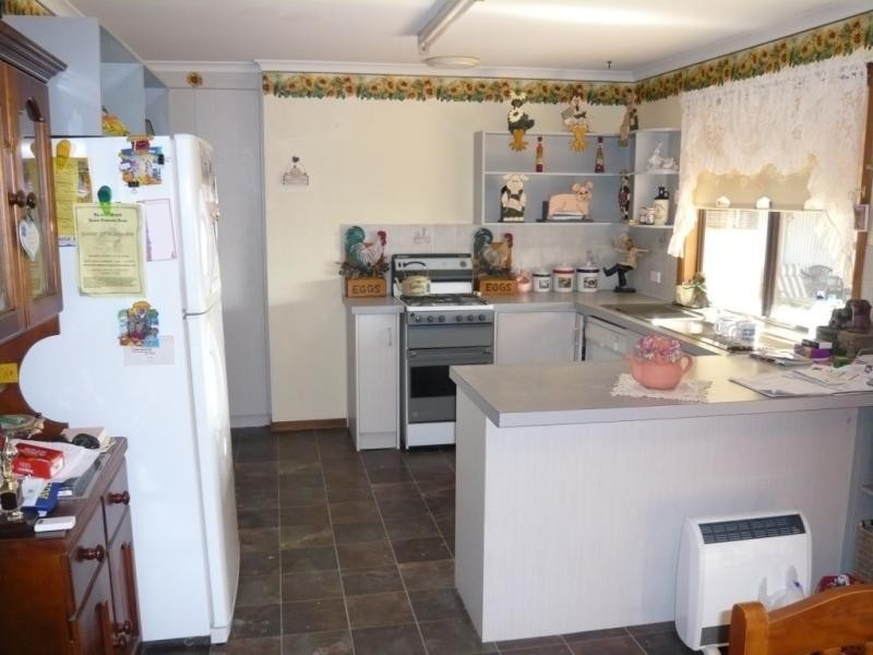 70 PARK TERRACE, Gladstone SA 5473