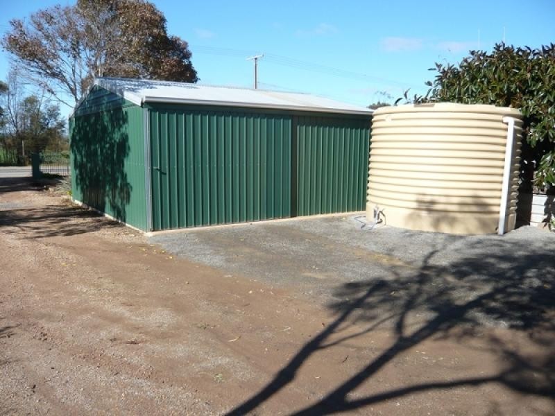 70 Park Terrace, Gladstone SA 5473