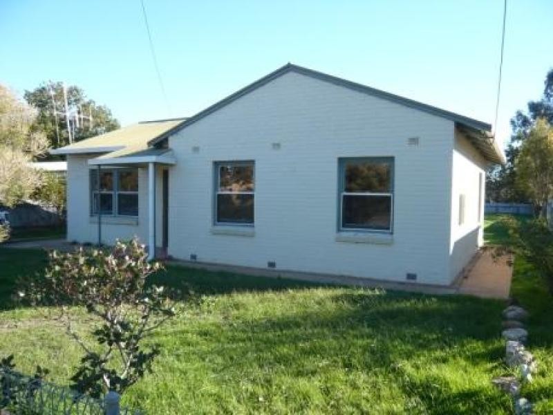 12 Clyde Street, Jamestown SA 5491