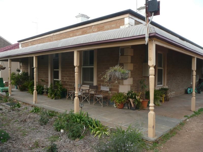 3 Henry St, Auburn SA 5451