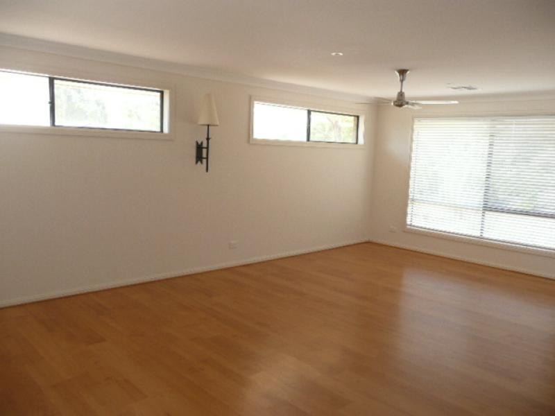 6 Hayward Street, Clare SA 5453