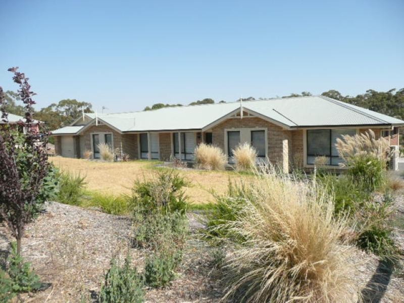 6 Hayward Street, Clare SA 5453