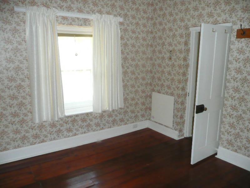 2 Penclawdd Street, Burra SA 5417