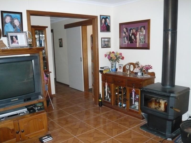 70 Park Terrace, Gladstone SA 5473