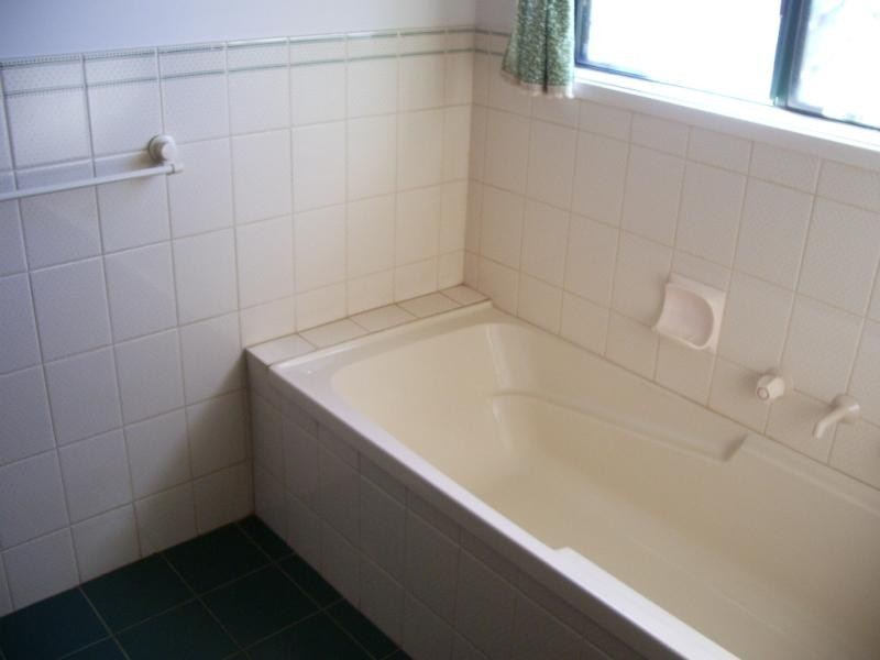 18 High Street, Leasingham SA 5452