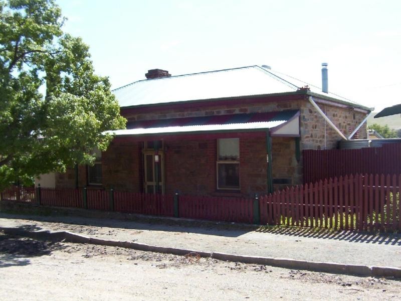 19 Queen Street, Burra SA 5417