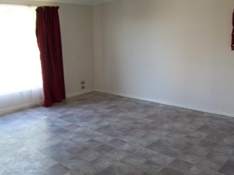 7 Essex Street, Burra SA 5417