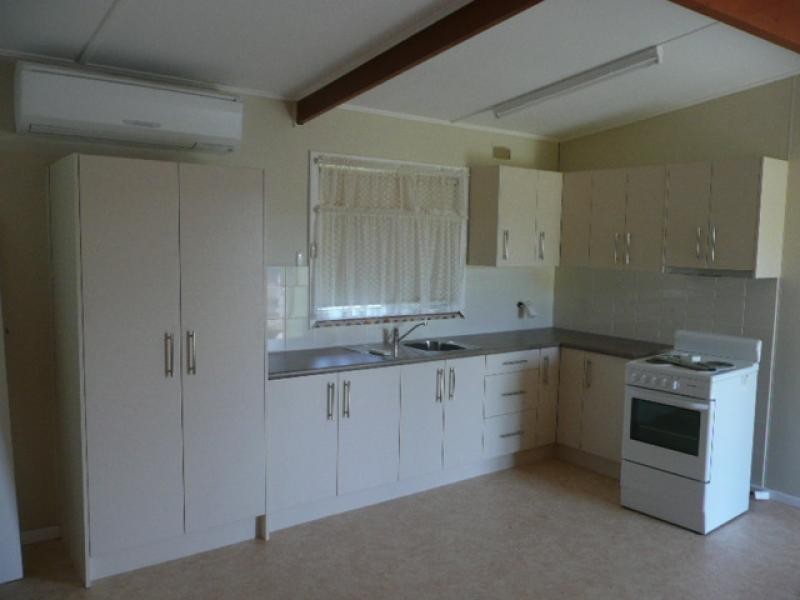 7 Houghton Street, Clare SA 5453