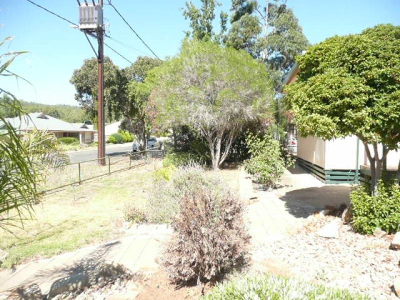 3 Kelly Street, Clare SA 5453