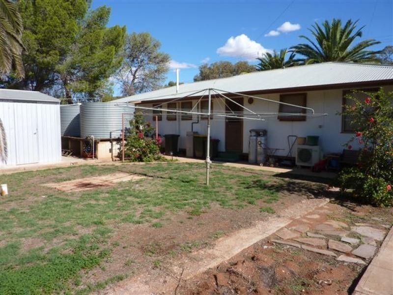 26 Cradock Road, Hawker SA 5434