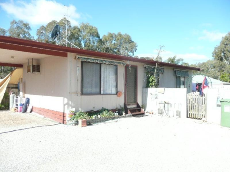 2/6 Charles Street, Clare SA 5453