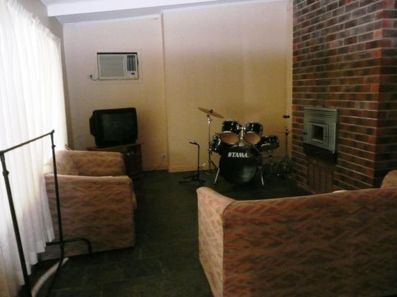 124 Main North Road, Clare SA 5453