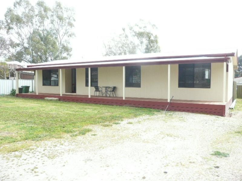 3 Jessie Street, Clare SA 5453