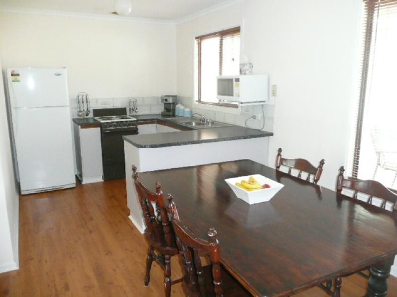 3 Jessie Street, Clare SA 5453