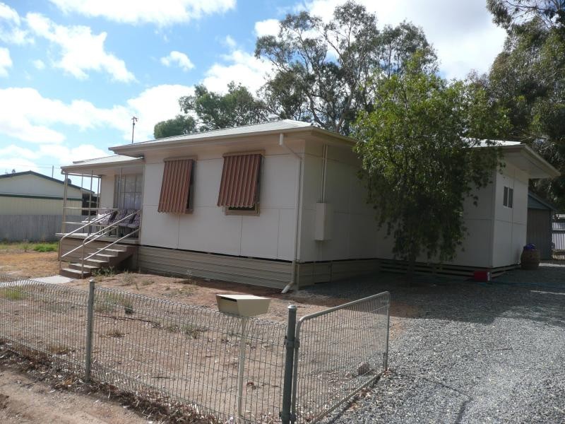 11 Park Street, Burra SA 5417