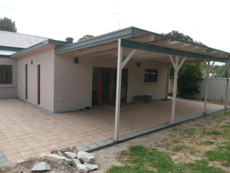 20 Albert Street, Clare SA 5453