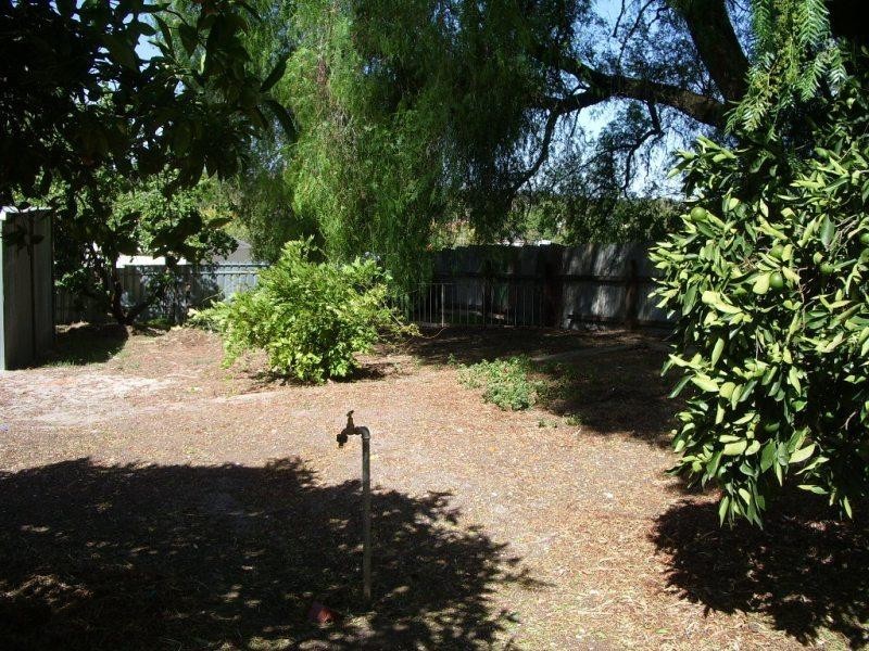 8 Sabine Street, Clare SA 5453