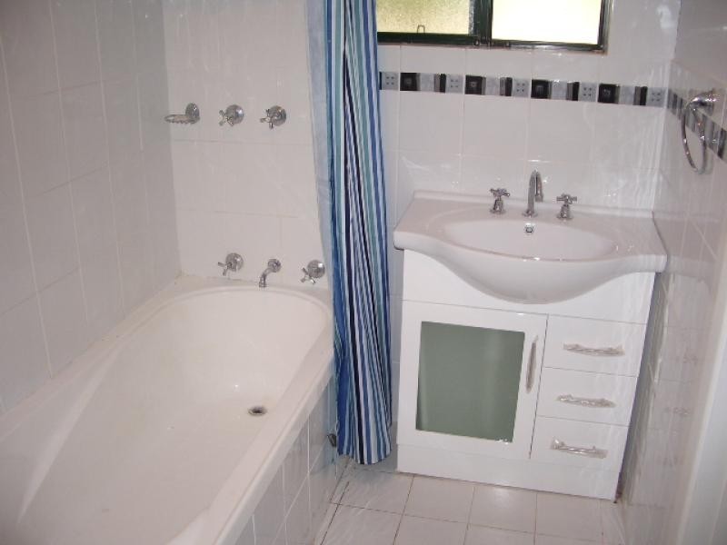 9 Humphrey Terrace, Balaklava SA 5461