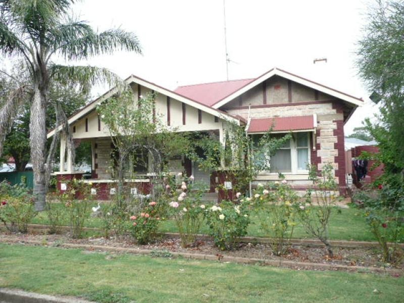 32 Jonathon Street, Clare SA 5453